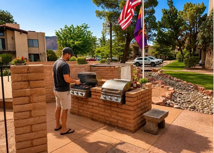 Apartment Retreat, 2 King Suites, Private Sauna & Pool, Pickleball Sedona